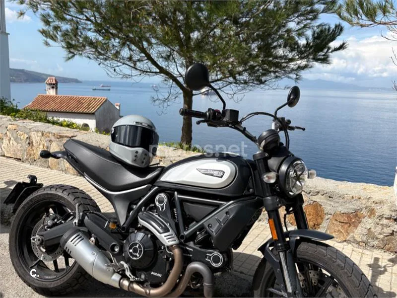 Ducati Scrambler - Vista 3