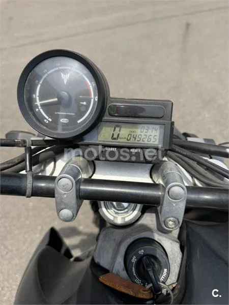 Yamaha MT-03 - Vista 4