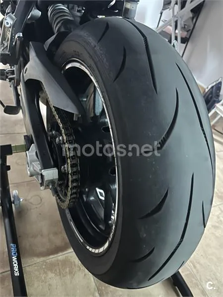 Yamaha MT-07 - Vista 4