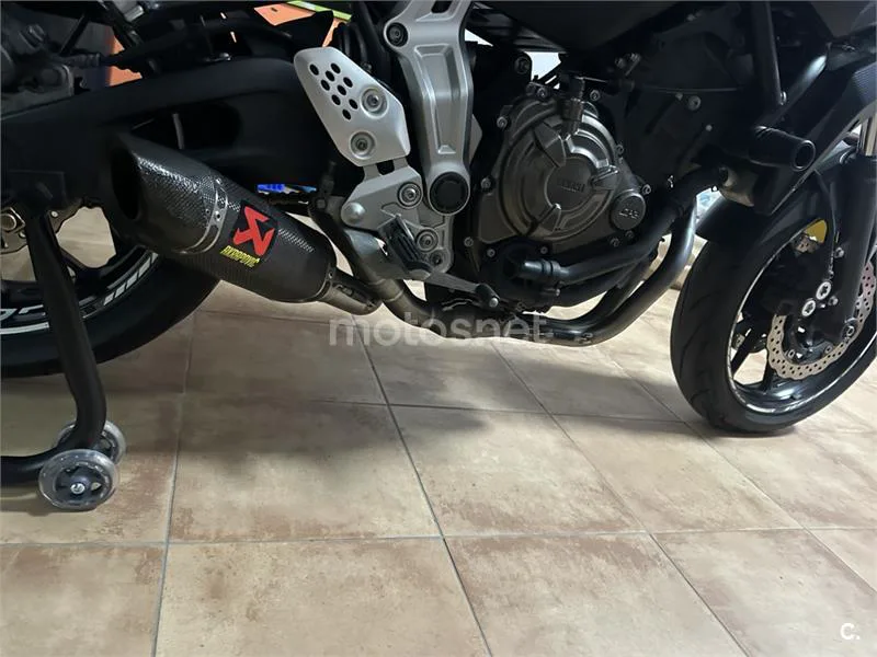 Yamaha MT-07 - Vista 5