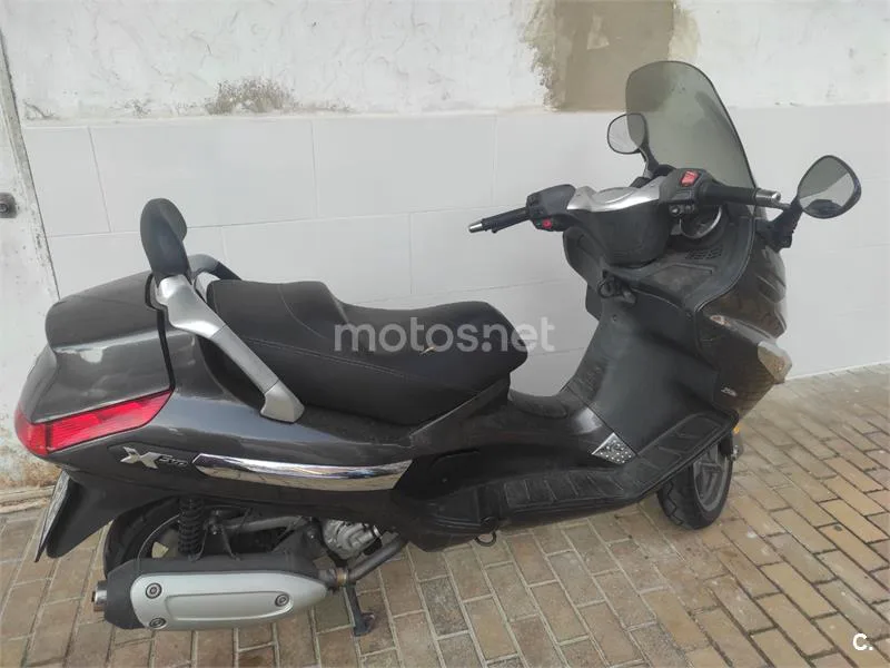 Piaggio XEvo 250 - Vista 3