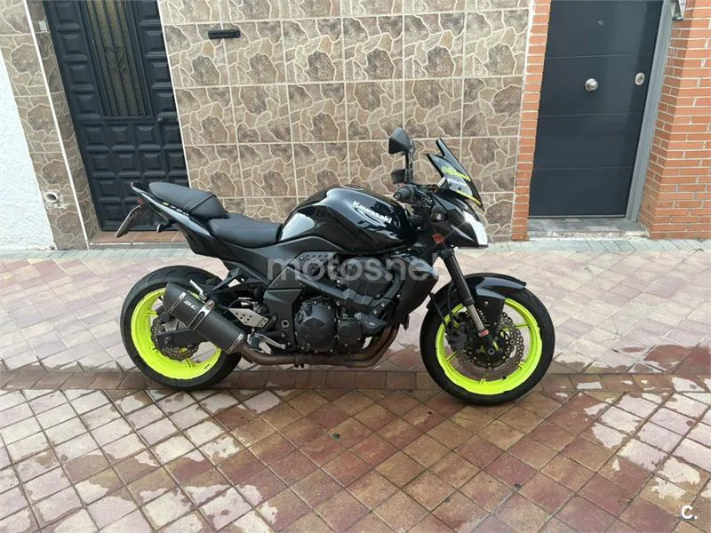 Kawasaki Z750 - Vista 11