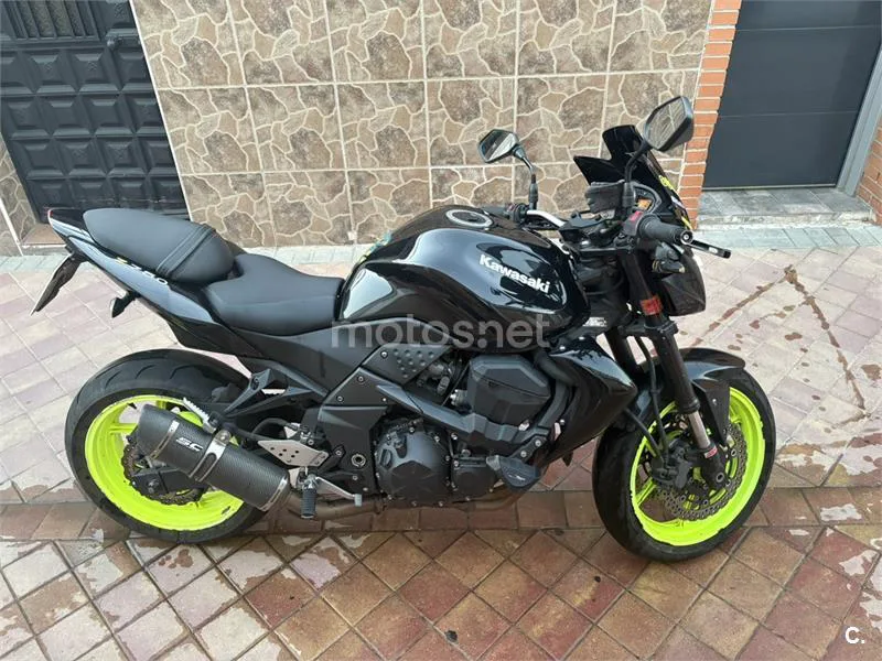 Kawasaki Z750 - Vista 9