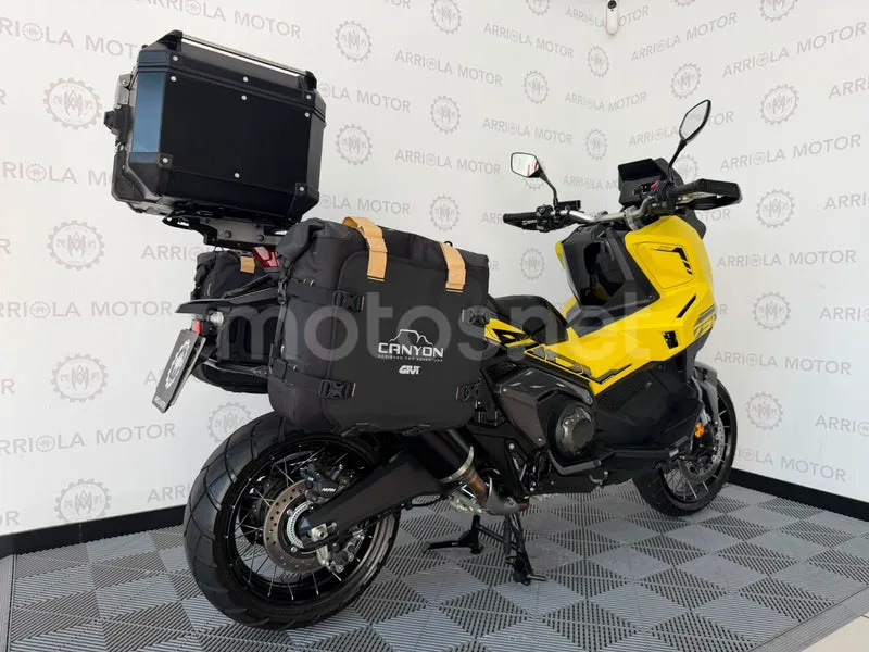 Honda X-ADV - Vista 7