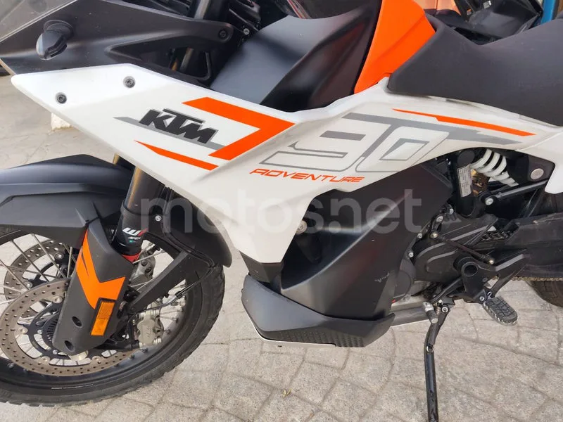 KTM 790 Adventure - Vista 15