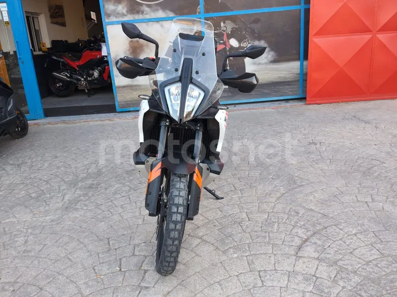 KTM 790 Adventure - Vista 19