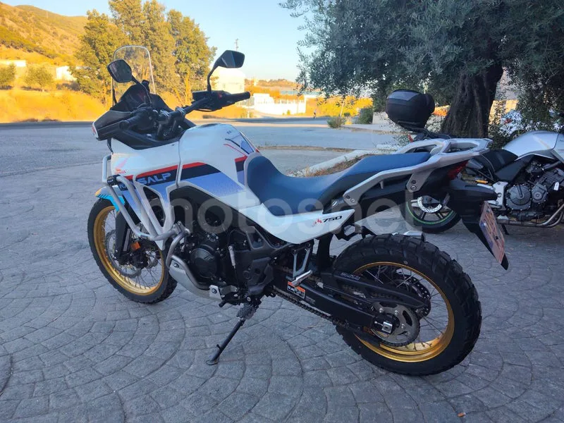 KTM 790 Adventure - Vista 5