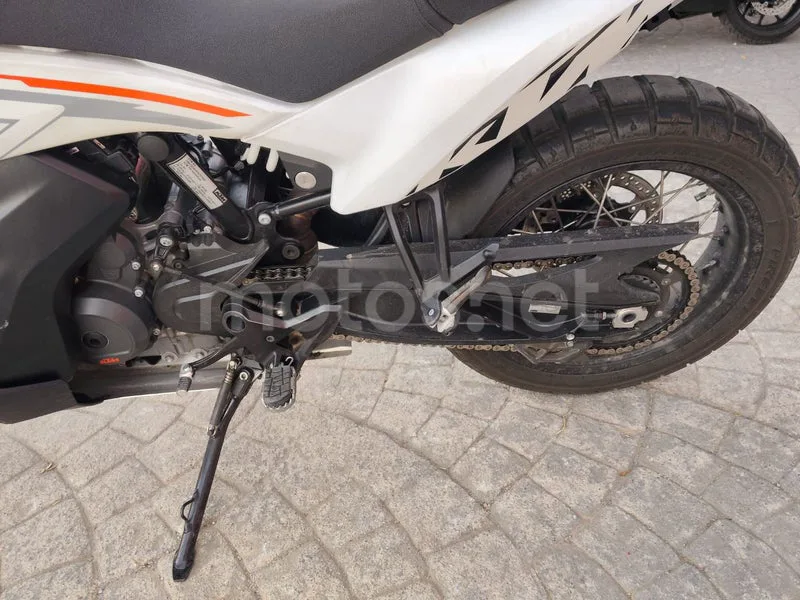 KTM 790 Adventure - Vista 8