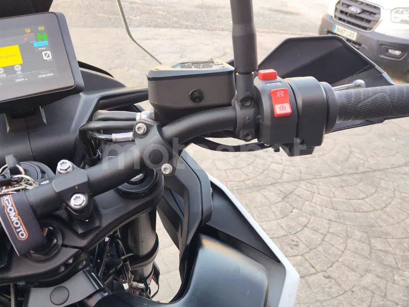 KTM 790 Adventure - Vista 9