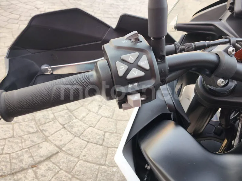 KTM 790 Adventure - Vista 10