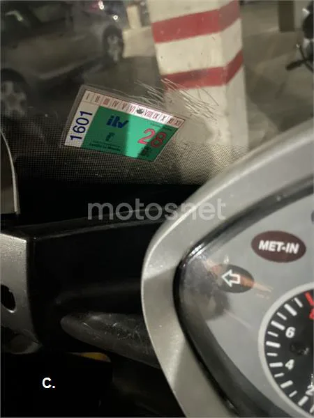 Kymco Grand Dink 125 - Vista 7