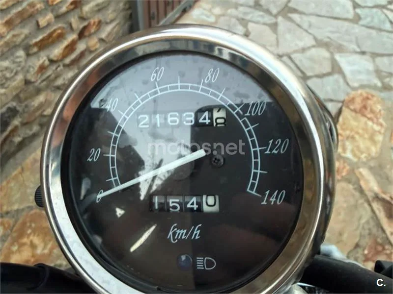 Suzuki Marauder 250 - Vista 6