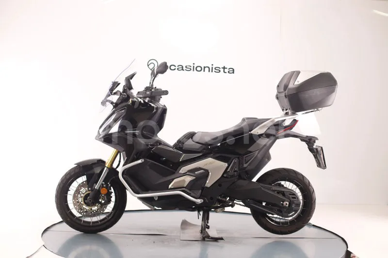 Honda X-ADV - Vista 5