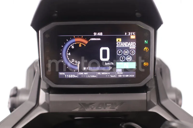 Honda X-ADV - Vista 6