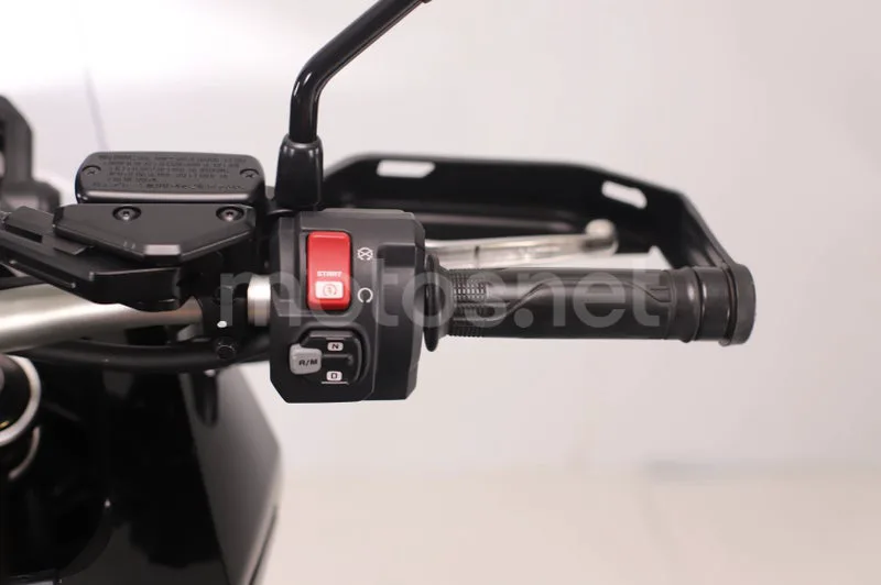 Honda X-ADV - Vista 10