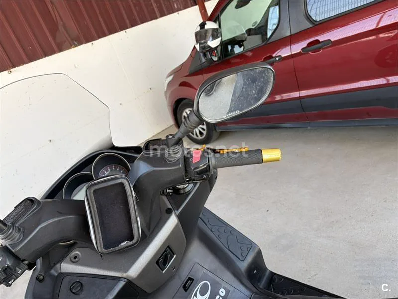 Kymco Super Dink 350 - Vista 6