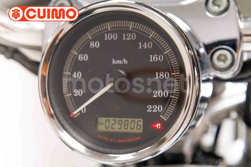 Harley-Davidson Sportster 883 - Vista 43