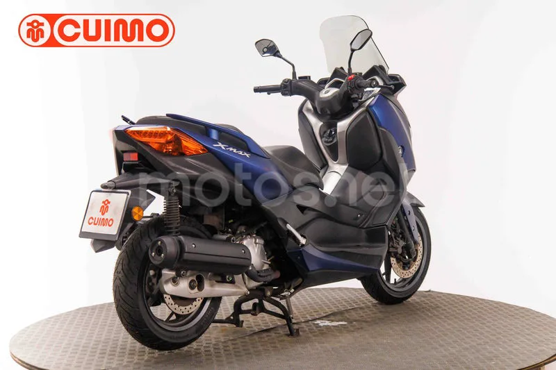 Yamaha XMAX 125 - Vista 4