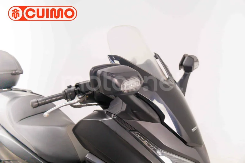 Honda Forza 125 - Vista 11