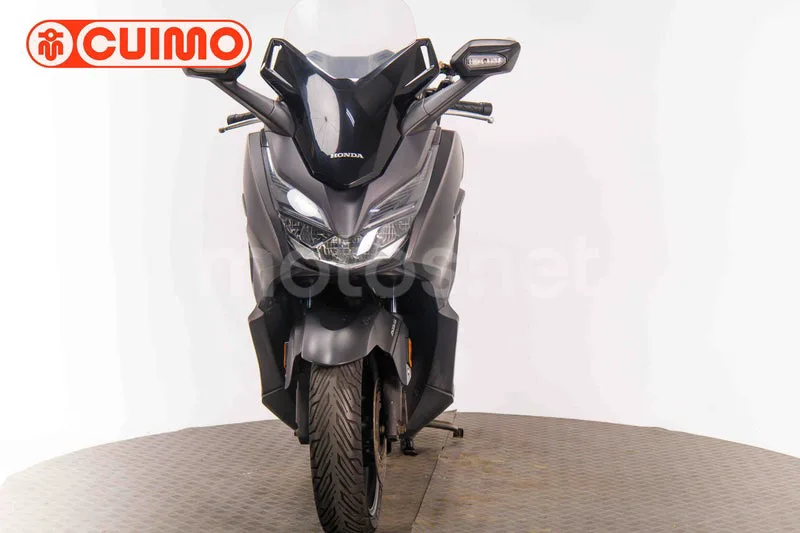 Honda Forza 125 - Vista 10