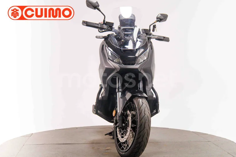 Honda X-ADV - Vista 10