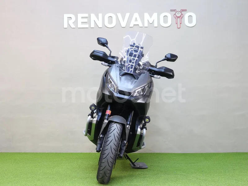 Honda X-ADV - Vista 5