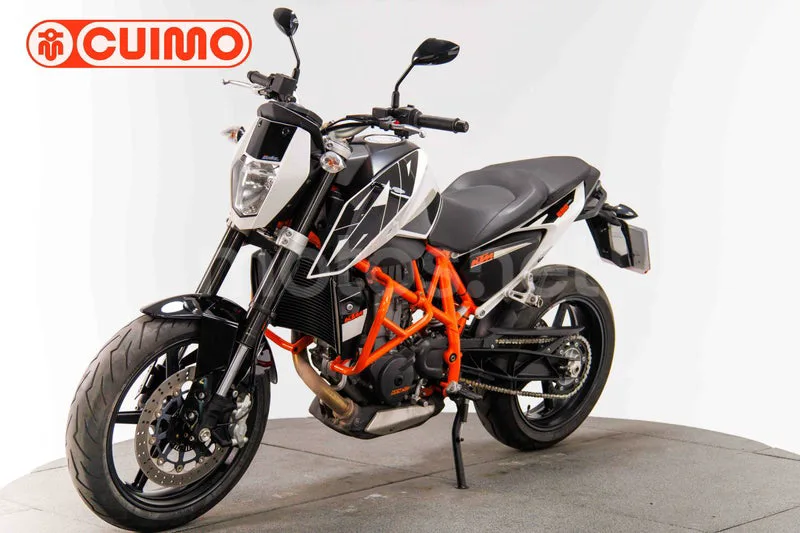 KTM 690 Duke - Vista 9