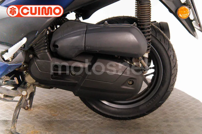 Yamaha XMAX 125 - Vista 18