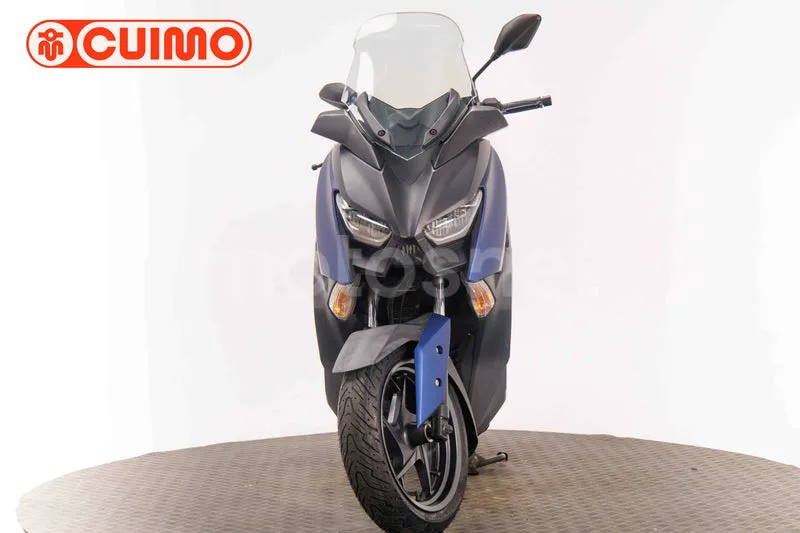 Yamaha XMAX 125 - Vista 10