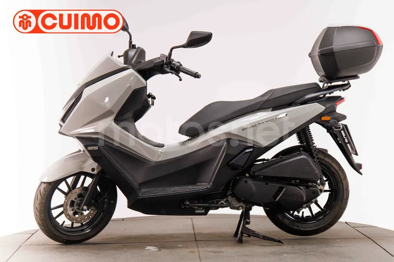 Kymco Sky Town 125 - Vista 8