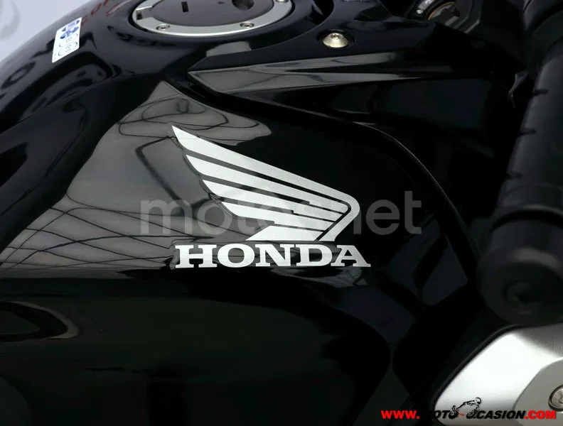 Honda CB650R - Vista 9
