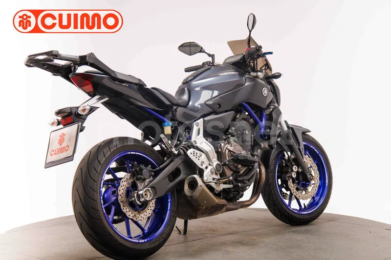 Yamaha MT-07 - Vista 4