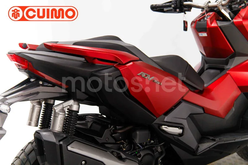 Honda ADV350 - Vista 14