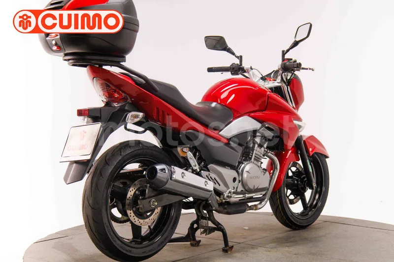 Suzuki Inazuma 250 - Vista 4