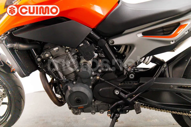 KTM 790 Adventure - Vista 23