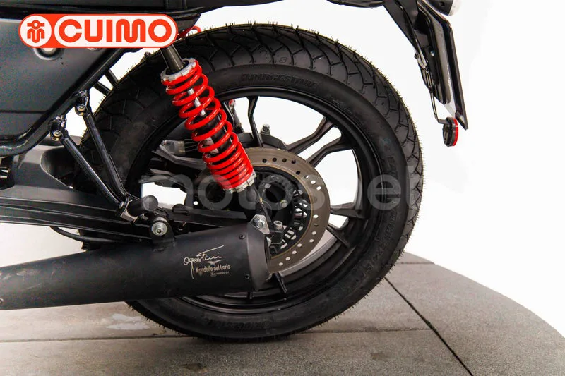 Moto Guzzi V7 III - Vista 30