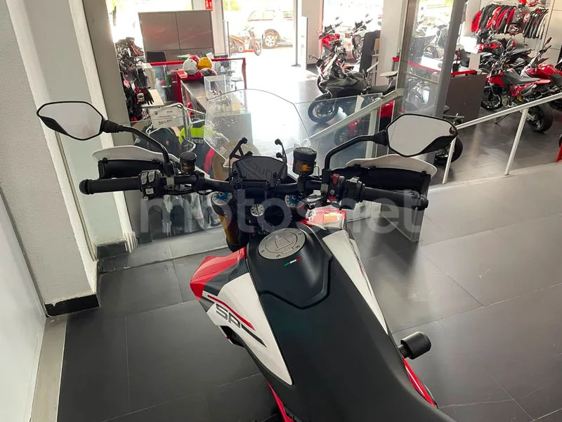Ducati Hypermotard 8990 € 2022 Alicante - 2