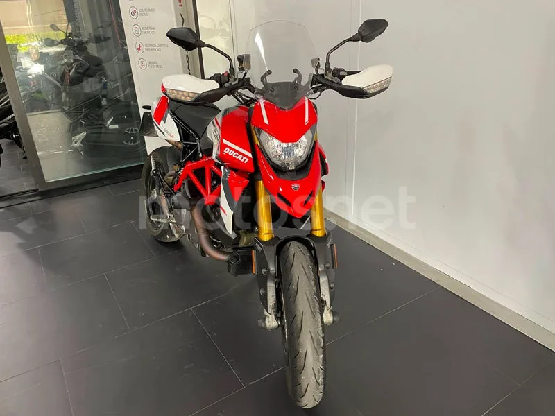 Ducati Hypermotard - Vista 3