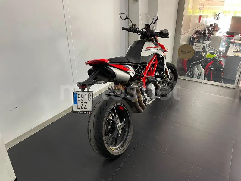 Ducati Hypermotard - Vista 4