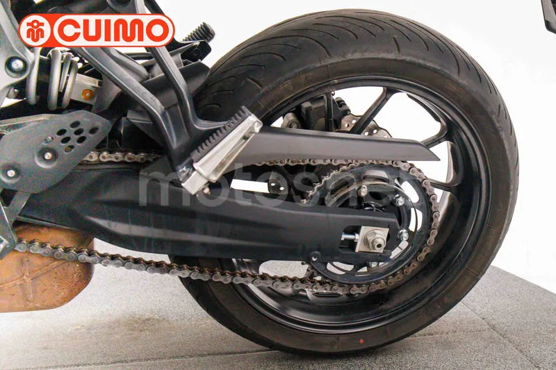Yamaha Tracer 700 - Vista 40