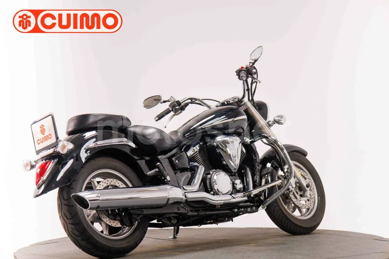 Yamaha XVS1300A Midnight Star - Vista 5