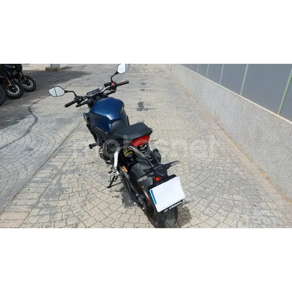Honda CB650R - Vista 6