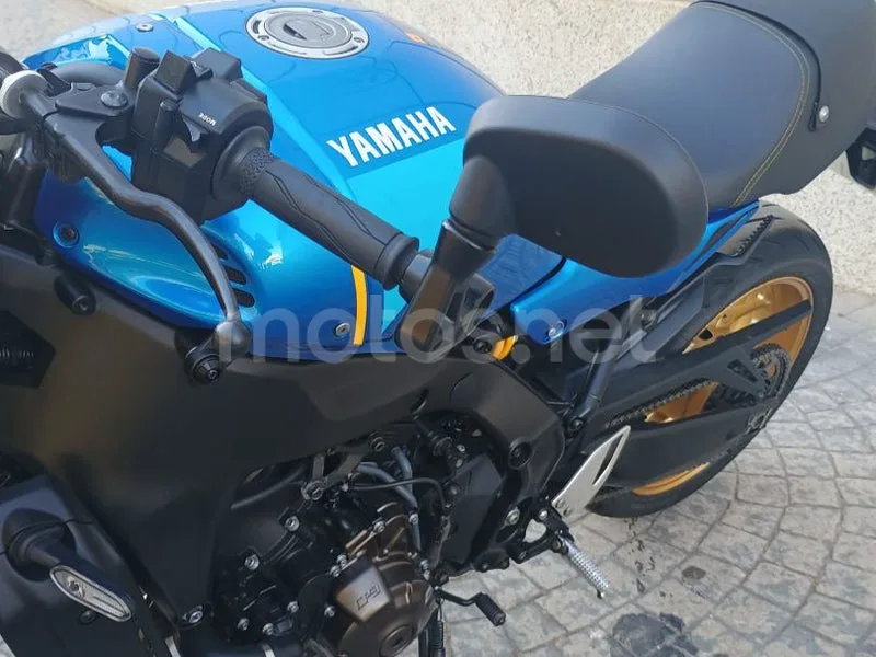 Yamaha XSR900 - Vista 4