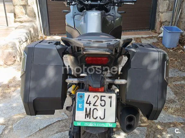 Honda NT1100 - Vista 4