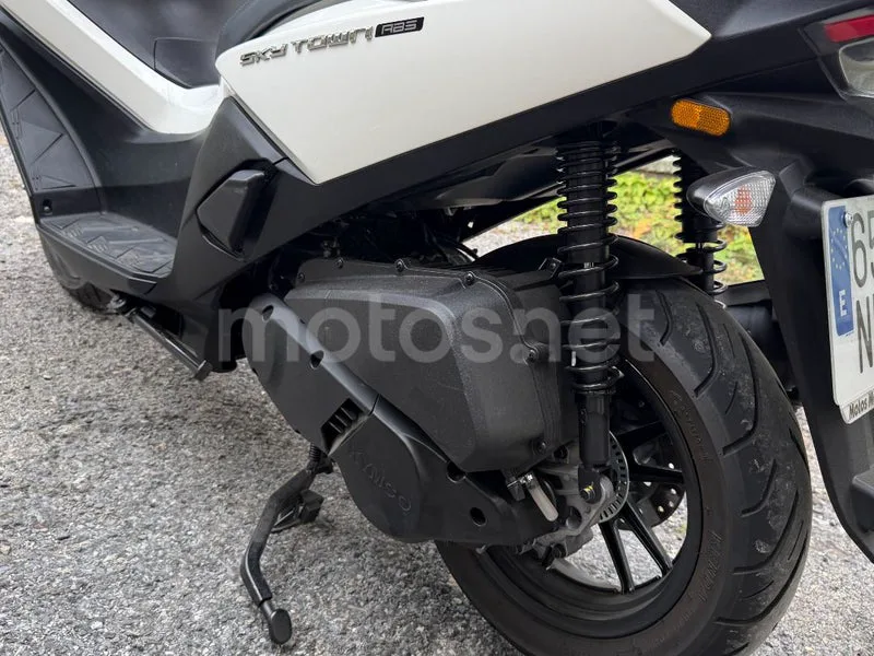 Kymco Sky Town 125 - Vista 6