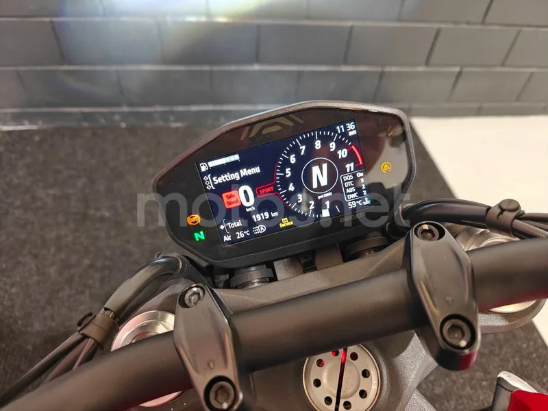 Ducati Monster - Vista 8