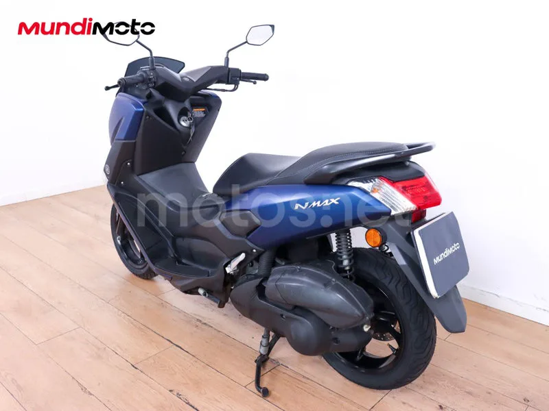 Yamaha NMAX - Vista 8