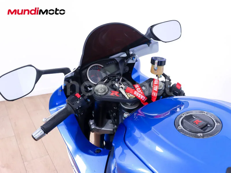 Suzuki GSX-R600 - Vista 11