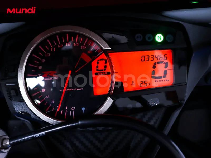 Suzuki GSX-R600 - Vista 12