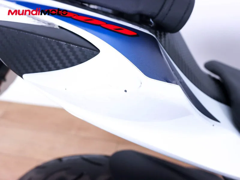 Suzuki GSX-R600 - Vista 16